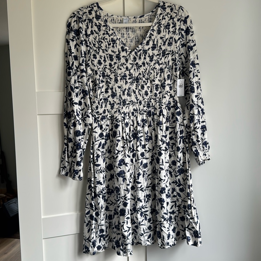 Old Navy Blue and White Floral Dress